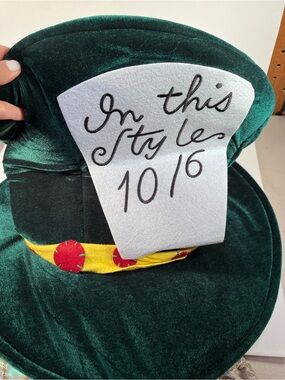 Mad Hatter costume 🎩